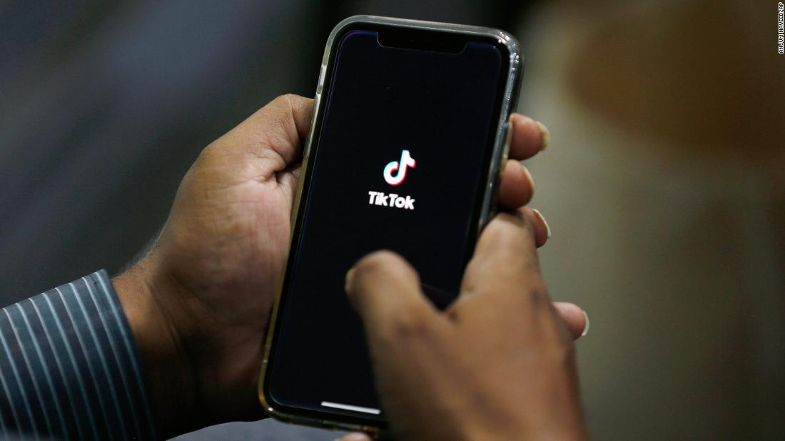 Read more about the article How to get TikTok famous?
