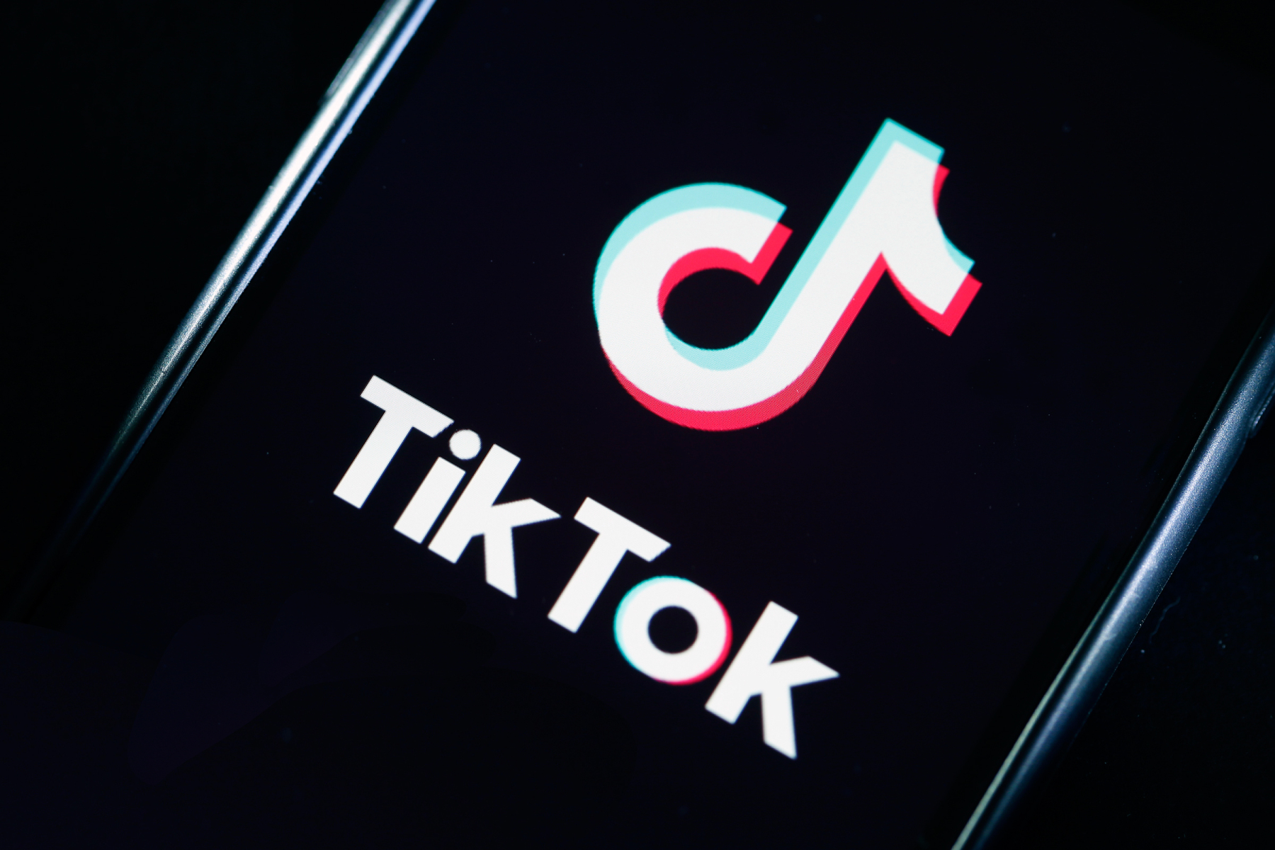 Read more about the article How to save TikTok video without watermark?